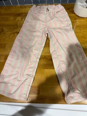 Four pairs of 4T girls pants for spring